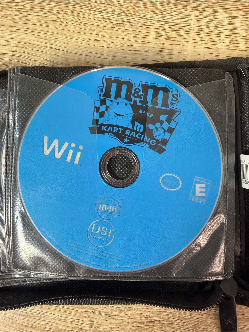 M&M's Kart Racing (Nintendo Wii, 2007) Disc only